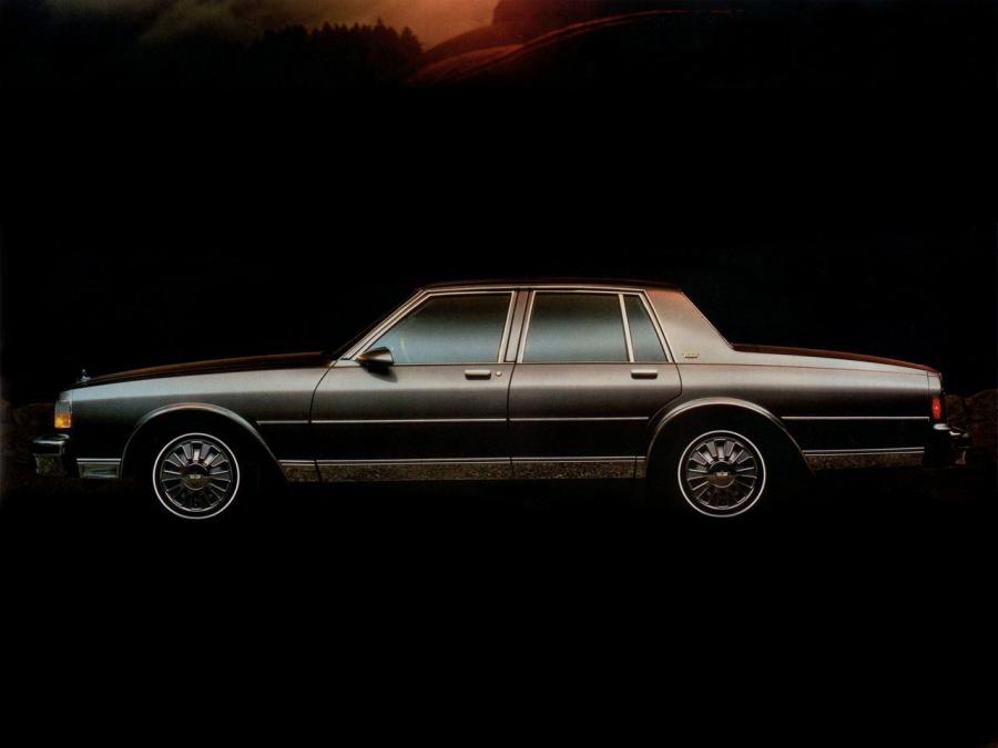  Chevrolet Caprice Classic 1977 года  (фото 5 из 12)